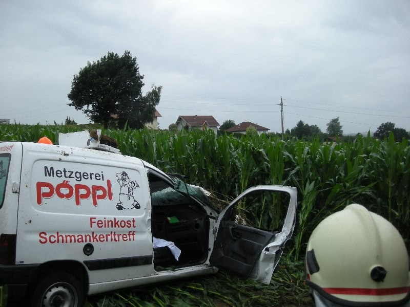Verkehrsunfall 009.jpg